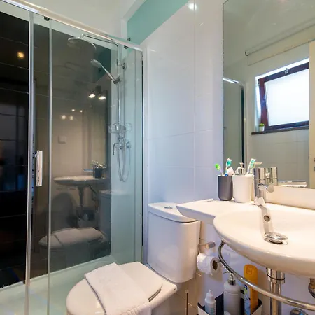 White & Grey House Willa *