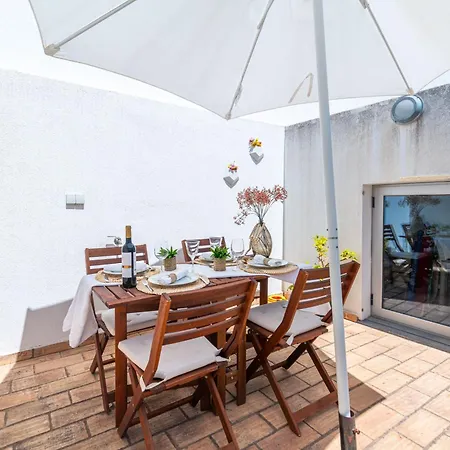 White & Grey House Willa