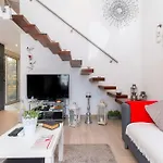 Вилла White & Grey House