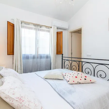 White & Grey House Villa Tavira