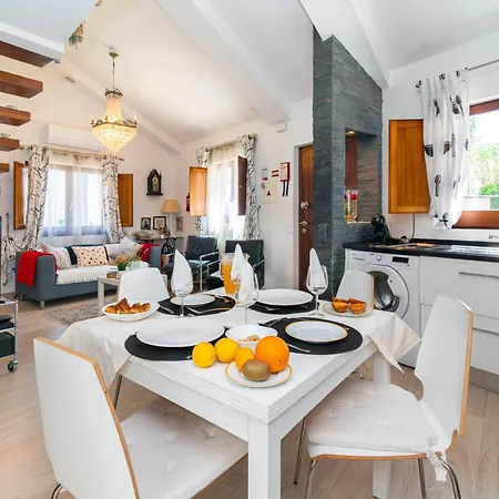 Villa White & Grey House *